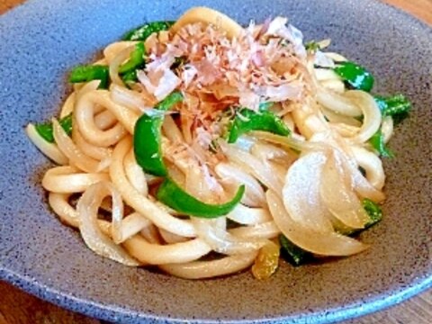 肉なしでも美味い☆簡単節約焼きうどん 